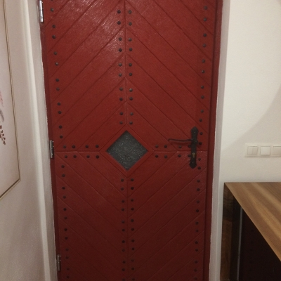 Dubové vchodové bezpečnostné dvere kartáčované